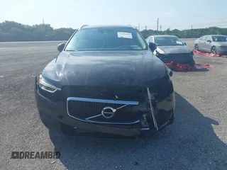 2021 Volvo XC60 Momentum z VIN YV4102DK2M1715161, wystawiony jako IAAI lot #42096448 z przebiegiem 57 784 mil mil oraz . Historia ofert i sprzedaży dostępna na DreamBid. Obrazek 13.
