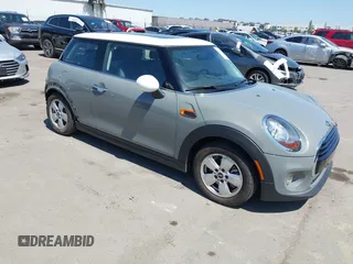 2018 MINI Hardtop Cooper with VIN WMWXP5C55J2H29048, listed as a IAAI auction lot 42315130 with 9,352 mi miles and . Bid and sale history available at DreamBid. Image 1.