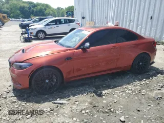 2020 BMW M2 Competition z VIN WBS2U7C0XL7E60713, wystawiony jako Copart lot #56405635 z przebiegiem 63 769 mil mil oraz Szkoda całkowita • Salvage title. Historia ofert i sprzedaży dostępna na DreamBid. Obrazek 1.