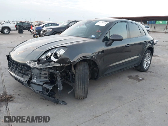 2018 Porsche Macan with VIN WP1AA2A53JLB05430, listed as a IAAI auction lot 41575202 with 65,834 mi miles. Bid and sale history available at carsss.com. Image 2.
