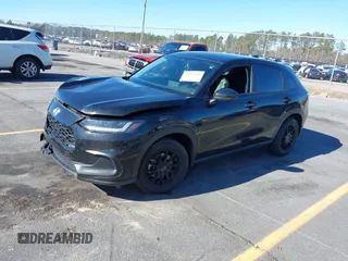 2024 Honda HR-V LX with VIN 3CZRZ1H37RM712818, listed as a IAAI auction lot 41423188 with 17,643 mi miles. Bid and sale history available at carsss.com. Image 2.