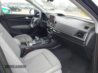 2018 Audi Q5 Prestige with VIN WA1CNAFY2J2062744, listed as a IAAI auction lot 41401459 with 126,097 mi miles. Bid and sale history available at carsss.com. Image 5.