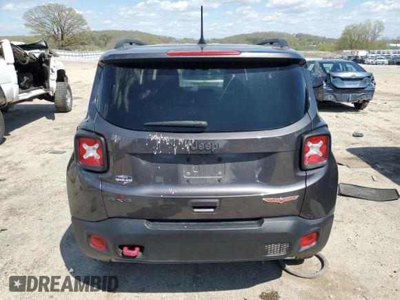 2020 Jeep Renegade Trailhawk with VIN ZACNJBC16LPL73087, listed as a Copart auction lot 55808455 with 83,526 mi miles and Non repairable. Bid and sale history available at DreamBid. Image 6.