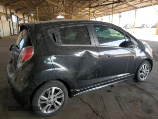 2015 Chevrolet Spark EV LT with VIN KL8CK6S09FC720307, listed as a Copart auction lot 46882195 with 63,245 mi miles and Clean Title. Bid and sale history available at carsss.com. Image 3.
