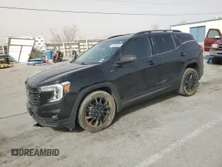 2024 GMC Terrain SLT z VIN 3GKALPEG0RL113428, wystawiony jako Copart lot #49103695 z przebiegiem 21 676 mil mil oraz Szkoda całkowita • Salvage title. Historia ofert i sprzedaży dostępna na DreamBid. Obrazek 1.