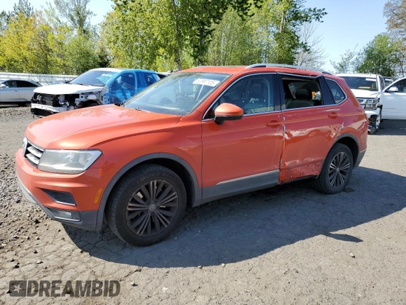 2018 Volkswagen Tiguan SEL with VIN 3VV3B7AX4JM020893, listed as a Copart auction lot 52997105 with 114,025 mi miles and Salvage title. Bid and sale history available at DreamBid. Image 1.