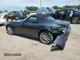 2017 FIAT 124 Spider Elaborazione Abarth z VIN JC1NFAEK2H0107385, wystawiony jako Copart lot #52978564 z przebiegiem 66 452 mil mil oraz Nie do naprawy. Historia ofert i sprzedaży dostępna na DreamBid. Obrazek 2.