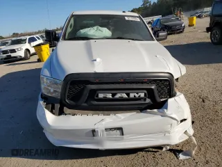 2017 Ram 1500 Express z VIN 3C6RR6KT3HG529951, wystawiony jako Copart lot #88148905 z przebiegiem 142 395 mil mil oraz Szkoda całkowita • Salvage title. Historia ofert i sprzedaży dostępna na DreamBid. Obrazek 5.