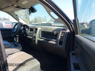 2013 Ram 1500 Express с VIN 1C6RR6KT7DS716158, выставлен на аукционе IAAI как лот 42549228 с пробегом 273 403 миль миль и . История ставок и продаж доступна на DreamBid. Изображение 5.