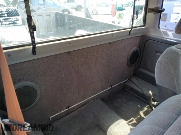 1993 Nissan Hardbody with VIN 1N6HD16SXPC325010, listed as a Copart auction lot 52819685 with 310,127 mi miles and Clean Title. Bid and sale history available at DreamBid. Image 10.