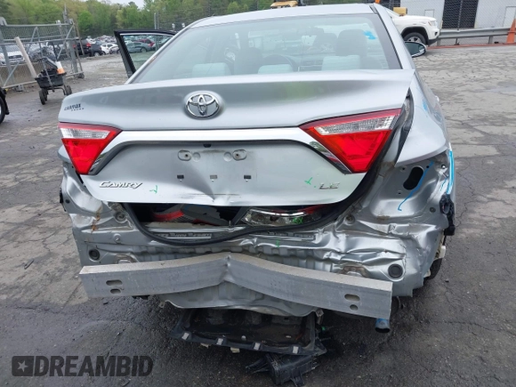 2015 Toyota Camry XLE with VIN 4T4BF1FK6FR475340, listed as a IAAI auction lot 41953834 with 104,041 mi miles. Bid and sale history available at carsss.com. Image 6.