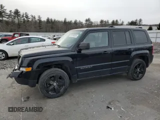 2014 Jeep Patriot Limited with VIN 1C4NJRCB0ED728793, listed as a Copart auction lot 87358234 with 110,227 mi miles and Salvage Title. Bid and sale history available at carsss.com. Image 1.