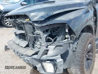 2015 Ram 1500 Sport z VIN 1C6RR6MT5FS784703, wystawiony jako IAAI lot #42129086 z przebiegiem 126 856 mil mil oraz . Historia ofert i sprzedaży dostępna na DreamBid. Obrazek 6.