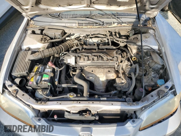 1998 Honda Accord EX z VIN 1HGCG555XWA040830, wystawiony jako Copart lot #74704554 z przebiegiem 253 788 mil mil oraz Szkoda całkowita • Salvage title. Historia ofert i sprzedaży dostępna na DreamBid. Obrazek 12.