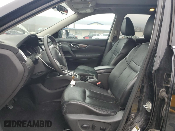 2015 Nissan Rogue SL z VIN 5N1AT2MV3FC810366, wystawiony jako Copart lot #50383365 z przebiegiem 134 607 mil mil oraz Szkoda całkowita • Salvage title. Historia ofert i sprzedaży dostępna na DreamBid. Obrazek 7.