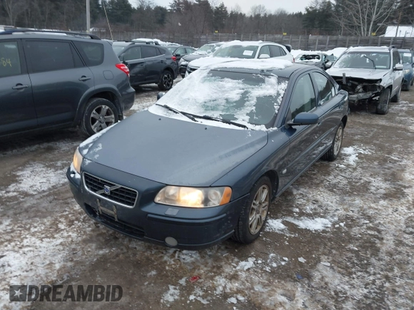 2006 Volvo S60 2.5T with VIN YV1RH592662544172, listed as a IAAI auction lot 41391185 with 245,598 mi miles. Bid and sale history available at carsss.com. Image 2.