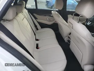 2019 Mercedes-Benz E 450 with VIN WDDZH6JB7KA683563, listed as a Copart auction lot 41882745 with 30,132 mi miles and Salvage Title. Bid and sale history available at DreamBid. Image 10.