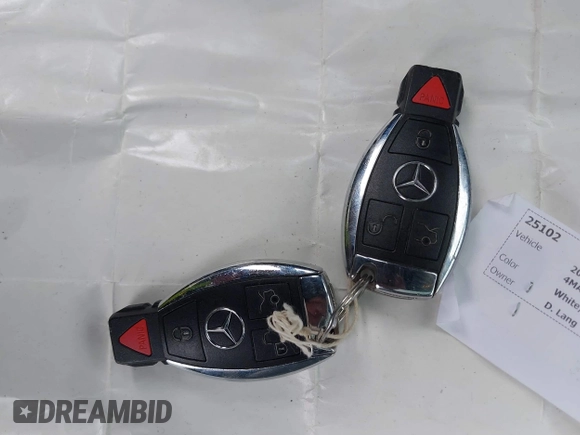 2018 Mercedes-Benz C 300 с VIN WDDWJ4KB5JF729208, выставлен на аукционе IAAI как лот 41937993 с пробегом 65 037 миль миль и . История ставок и продаж доступна на DreamBid. Изображение 11.
