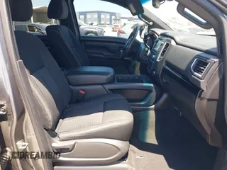 2018 Nissan Titan SV with VIN 1N6AA1E6XJN525640, listed as a IAAI auction lot 42139103 with 88,338 mi miles and . Bid and sale history available at DreamBid. Image 5.