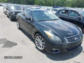 2014 Infiniti Q60 with VIN JN1CV6EL3EM130667, listed as a IAAI auction lot 42661213 with 137,107 mi miles and . Bid and sale history available at DreamBid. Image 1.