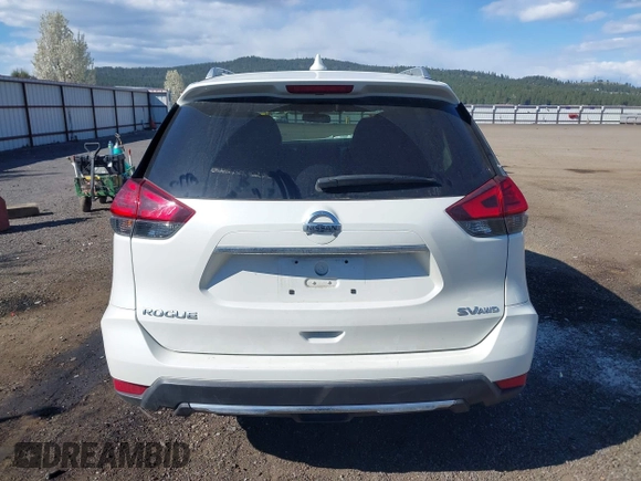 2017 Nissan Rogue SV with VIN KNMAT2MV7HP580637, listed as a IAAI auction lot 42040075 with 47,514 mi miles. Bid and sale history available at carsss.com. Image 17.