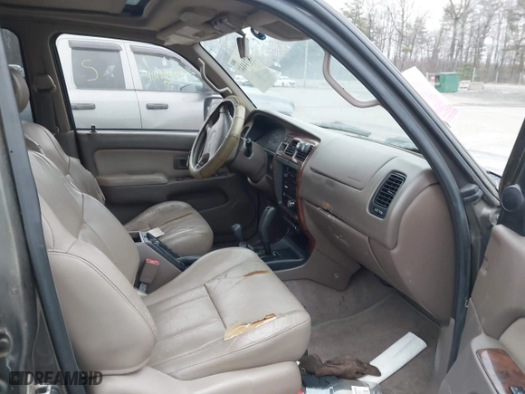 1998 Toyota 4Runner Limited with VIN JT3HN87R2W0150437, listed as a IAAI auction lot 41714141 with 264,389 mi miles. Bid and sale history available at carsss.com. Image 5.