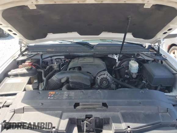 2013 Chevrolet Suburban LT with VIN 1GNSCJE0XDR146798, listed as a Copart auction lot 62408525 with 218,484 mi miles and Salvage title. Bid and sale history available at DreamBid. Image 12.