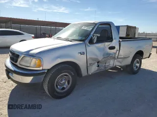 1998 Ford F-150 z VIN 1FTZF1762WKA87421, wystawiony jako Copart lot #86973334 z przebiegiem 217 978 mil mil oraz Szkoda całkowita • Salvage title. Historia ofert i sprzedaży dostępna na DreamBid. Obrazek 1.