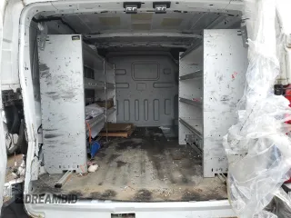 2018 Ford Transit с VIN 1FTYE1ZMXJKB51269, выставлен на аукционе Copart как лот 44829945 с пробегом 140 192 миль миль и Списание • Salvage title. История ставок и продаж доступна на DreamBid. Изображение 10.