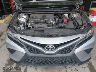 2018 Toyota Camry LE with VIN 4T1B11HK3JU113318, listed as a IAAI auction lot 41972881 with 76,420 mi miles. Bid and sale history available at carsss.com. Image 10.