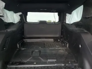 2022 Chevrolet Tahoe Commercial z VIN 1GNSCLED2NR275697, wystawiony jako Copart lot #83562434 z przebiegiem Nie podano mil oraz Szkoda całkowita • Salvage title. Historia ofert i sprzedaży dostępna na DreamBid. Obrazek 10.