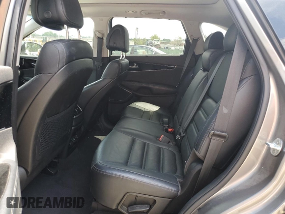 2016 Kia Sorento SX z VIN 5XYPKDA52GG141330, wystawiony jako Copart lot #55448425 z przebiegiem 78 330 mil mil oraz Szkoda całkowita • Salvage title. Historia ofert i sprzedaży dostępna na DreamBid. Obrazek 11.