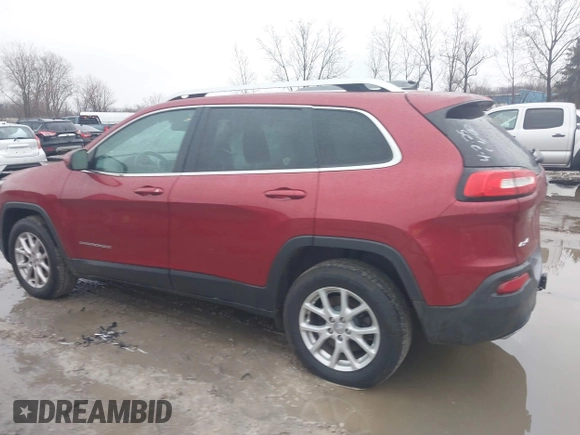 2015 Jeep Cherokee Latitude z VIN 1C4PJMCS1FW649201, wystawiony jako IAAI lot #41976056 z przebiegiem 74 991 mil mil oraz . Historia ofert i sprzedaży dostępna na DreamBid. Obrazek 14.