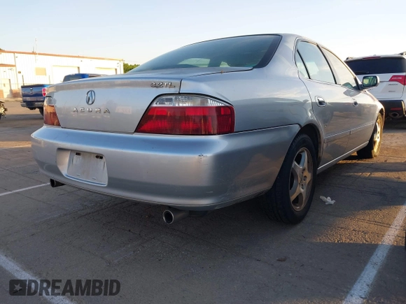 2003 Acura TL with VIN 19UUA56663A059027, listed as a IAAI auction lot 42139458 with 165,086 mi miles. Bid and sale history available at carsss.com. Image 4.