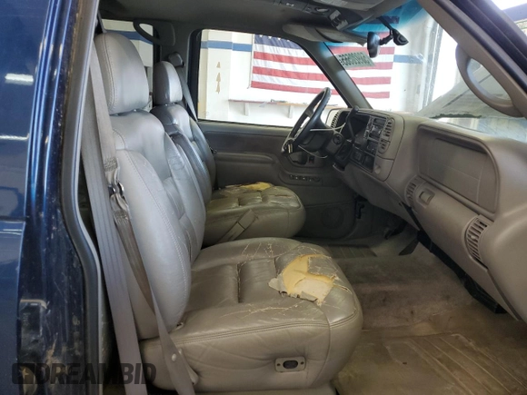 1999 GMC Suburban z VIN 3GKFK16R5XG525338, wystawiony jako Copart lot #58920565 z przebiegiem 212 586 mil mil oraz Szkody całkowita. Historia ofert i sprzedaży dostępna na DreamBid. Obrazek 7.