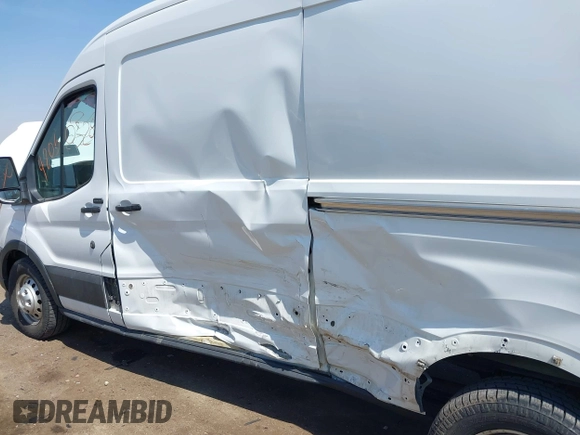 2020 Ford Transit с VIN 1FTBW2CG9LKA16461, выставлен на аукционе IAAI как лот 42050328 с пробегом 222 546 миль миль и . История ставок и продаж доступна на DreamBid. Изображение 6.