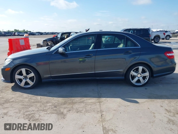 2010 Mercedes-Benz E 350 Luxury with VIN WDDHF5GB5AA078880, listed as a IAAI auction lot 42590907 with 210,275 mi miles and . Bid and sale history available at DreamBid. Image 14.