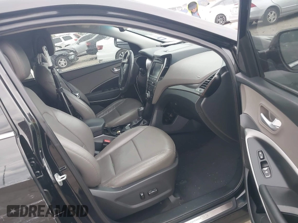 2017 Hyundai Santa Fe Sport 2.4L with VIN 5NMZU3LB6HH008593, listed as a IAAI auction lot 41353179 with 232,785 mi miles. Bid and sale history available at carsss.com. Image 5.