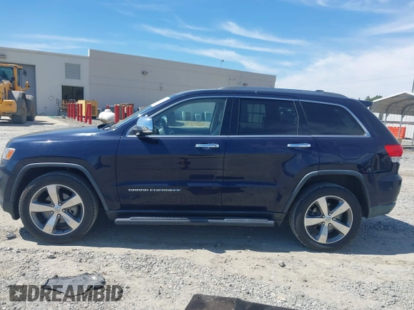 2015 Jeep Grand Cherokee Limited with VIN 1C4RJEBG5FC635136, listed as a IAAI auction lot 41894763 with 229,907 mi miles. Bid and sale history available at carsss.com. Image 14.
