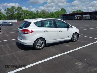 2017 Ford C-Max Titanium with VIN 1FADP5FU4HL103927, listed as a IAAI auction lot 42092655 with 96,193 mi miles and . Bid and sale history available at DreamBid. Image 4.