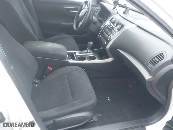 2014 Nissan Altima 2.5 S with VIN 1N4AL3AP7EC197172, listed as a IAAI auction lot 42019200 with 142,336 mi miles. Bid and sale history available at carsss.com. Image 5.