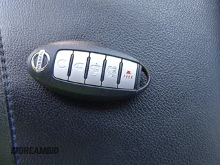 2016 Nissan Maxima SV z VIN 1N4AA6AP3GC383124, wystawiony jako IAAI lot #41821680 z przebiegiem 139 510 mil mil oraz . Historia ofert i sprzedaży dostępna na DreamBid. Obrazek 11.