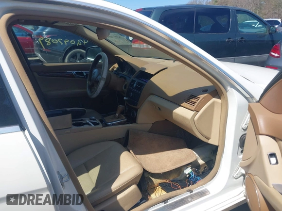 2008 Mercedes-Benz C 300 Sport with VIN WDDGF81XX8F096645, listed as a IAAI auction lot 42097089 with Not Provided miles and . Bid and sale history available at carsss.com. Image 5.