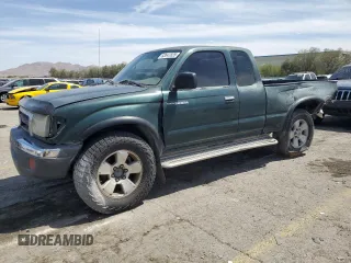 2000 Toyota Tacoma with VIN 4TAWN72N4YZ623900, listed as a Copart auction lot 53547825 with 239,998 mi miles and Salvage title. Bid and sale history available at DreamBid. Image 1.