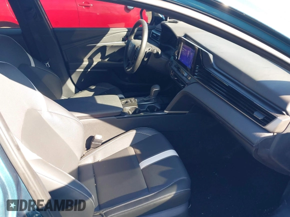 2025 Toyota Camry LE с VIN 4T1DBADK9SU007596, выставлен на аукционе IAAI как лот 42148643 с пробегом 28 430 миль миль и . История ставок и продаж доступна на DreamBid. Изображение 5.