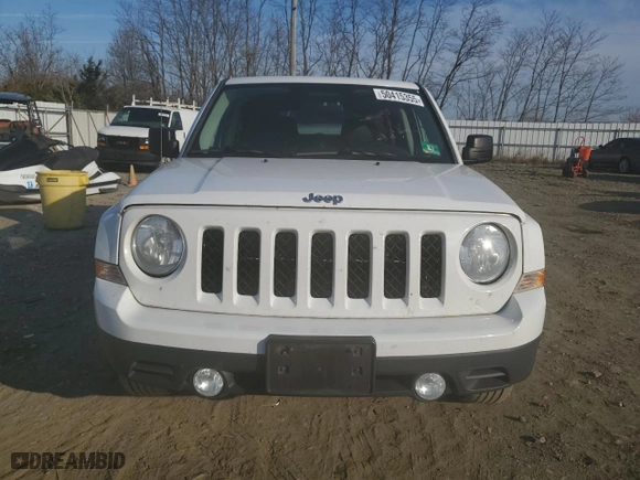2014 Jeep Patriot Latitude with VIN 1C4NJRFB7ED630193, listed as a Copart auction lot 50415355 with 175,563 mi miles and Salvage Title. Bid and sale history available at carsss.com. Image 5.