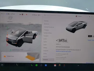 2024 Tesla Cybertruck z VIN 7G2CEHED0RA043898, wystawiony jako IAAI lot #41828143 z przebiegiem 8285 mil mil oraz . Historia ofert i sprzedaży dostępna na DreamBid. Obrazek 7.