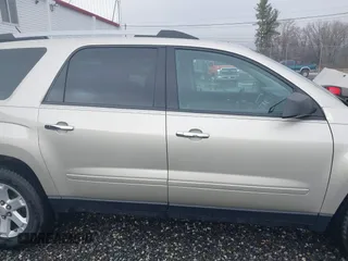 2013 GMC Acadia SLE with VIN 1GKKRNED8DJ153351, listed as a IAAI auction lot 41559467 with 100,242 mi miles. Bid and sale history available at carsss.com. Image 13.