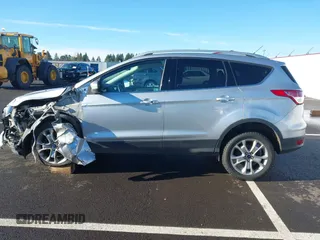 2014 Ford Escape Titanium with VIN 1FMCU9J94EUD01966, listed as a IAAI auction lot 41226043 with 132,730 mi miles. Bid and sale history available at carsss.com. Image 14.