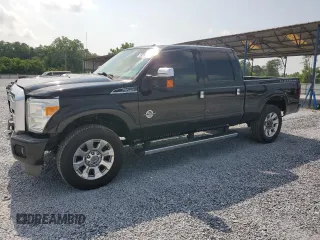2014 Ford F-250 XL with VIN 1FT7W2BTXEEA20881, listed as a Copart auction lot 59294025 with 123,855 mi miles and Salvage title. Bid and sale history available at DreamBid. Image 1.